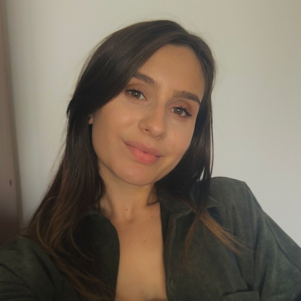 Prof. pt. învăţământ preşcolar Sabina-Gabriela Găină