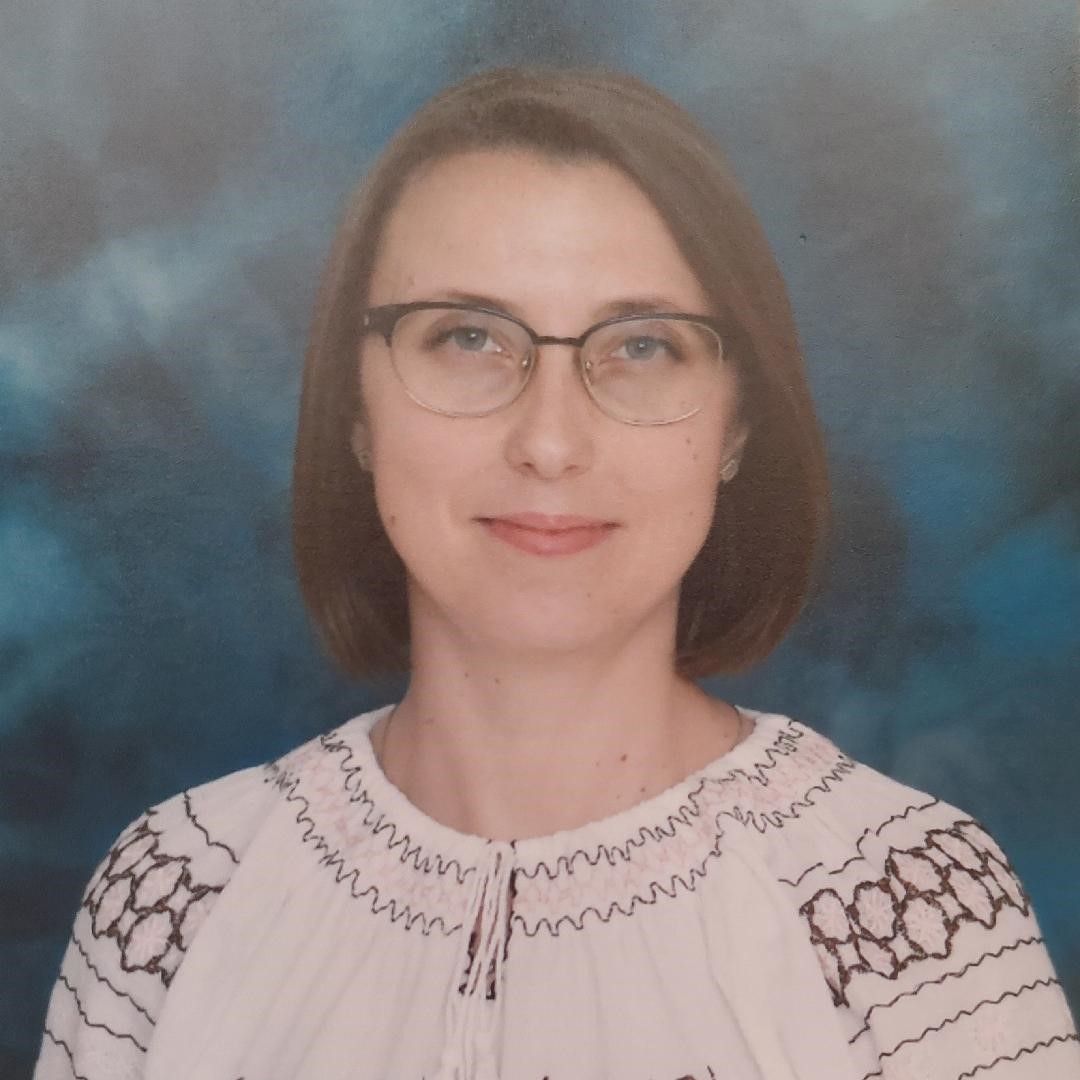 Prof. pt. învăţământ preşcolar Sorina-Iuliana Știr